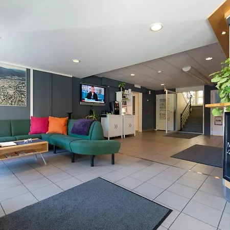 Hostel Hostel-vandrerhjem *
